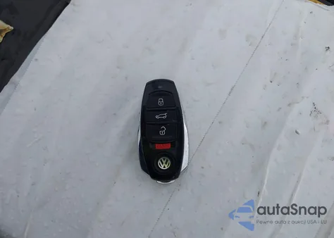 2012 Volkswagen Touareg Vr6 Sport z USA, uszkodzony, nr VIN WVGEF9BP2CD010847